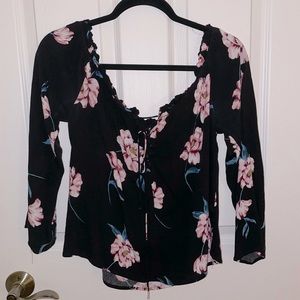 Large Off-the-Shoulder Floral Kendall&Kylie Blouse